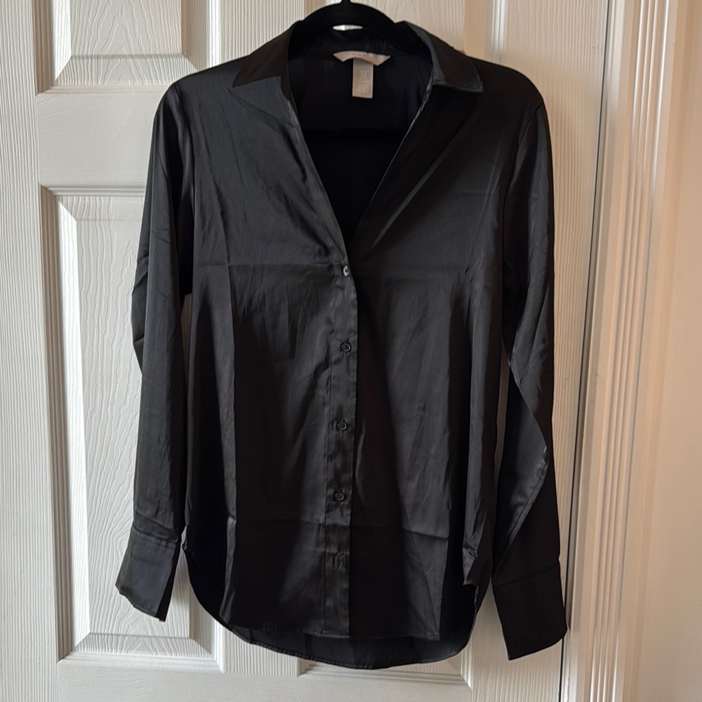 H&M satin Black Shirt